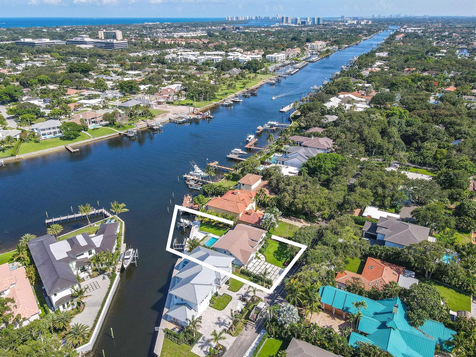 12880 S Shore Drive, Palm Beach Gardens, FL 33410 photo 5