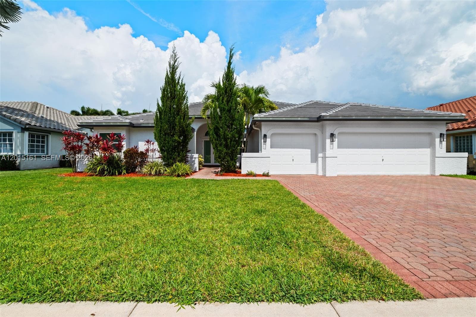 3292 Ridge Trce, Davie, FL 33328 photo 2