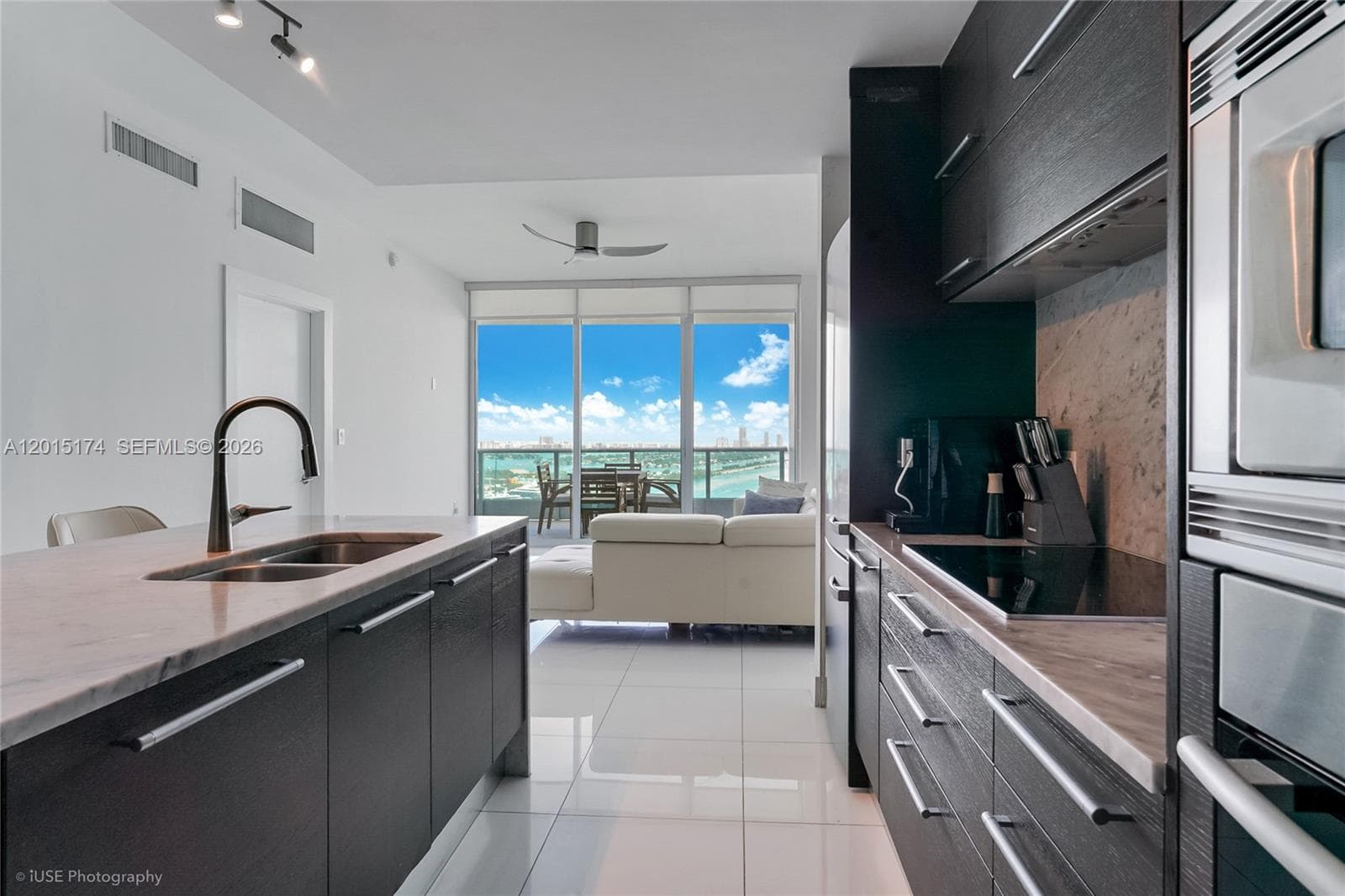 900 Biscayne Blvd # 3407, Miami, FL 33132 photo 4