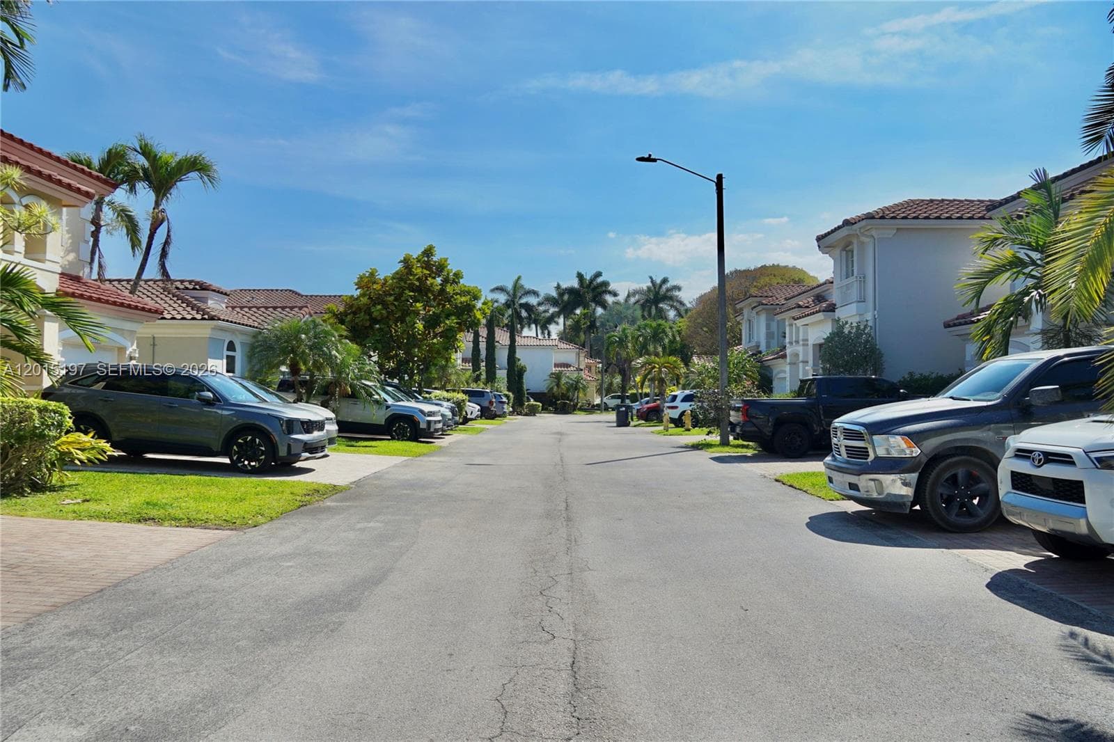 10913 NW 67th St, Doral, FL 33178 photo 3