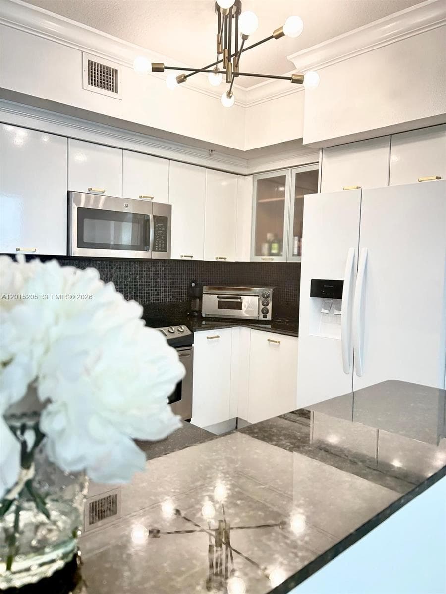 625 Casa Loma Blvd # 1009, Boynton Beach, FL 33435 photo 2