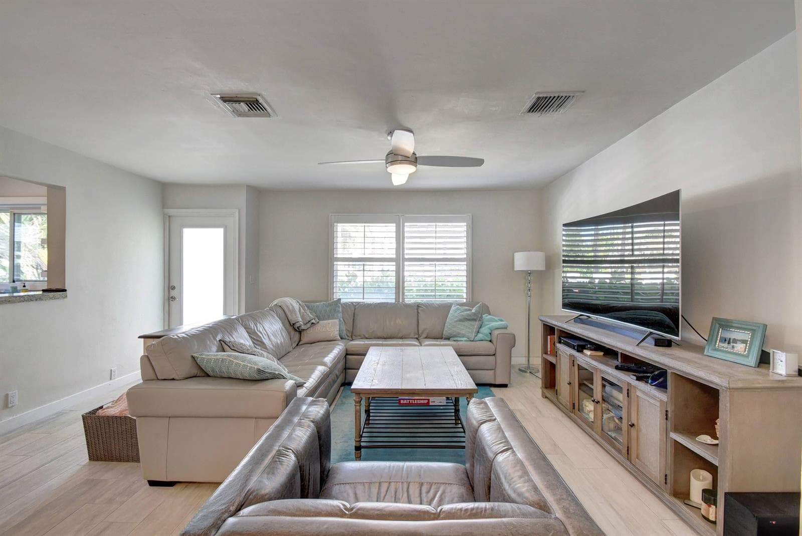 1020 Casuarina Road, Delray Beach, FL 33483 photo 4
