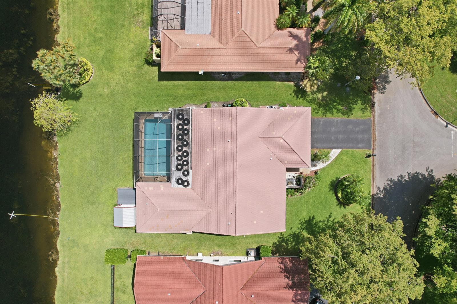 1042 NW 110th Lane, Coral Springs, FL 33071 photo 2