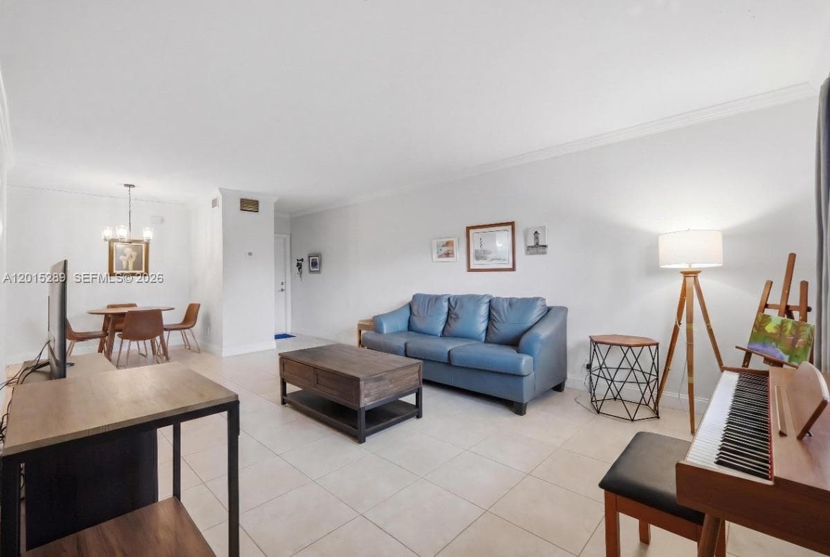 2426 SE 17th Cswy # 303A, Fort Lauderdale, FL 33316 photo 2
