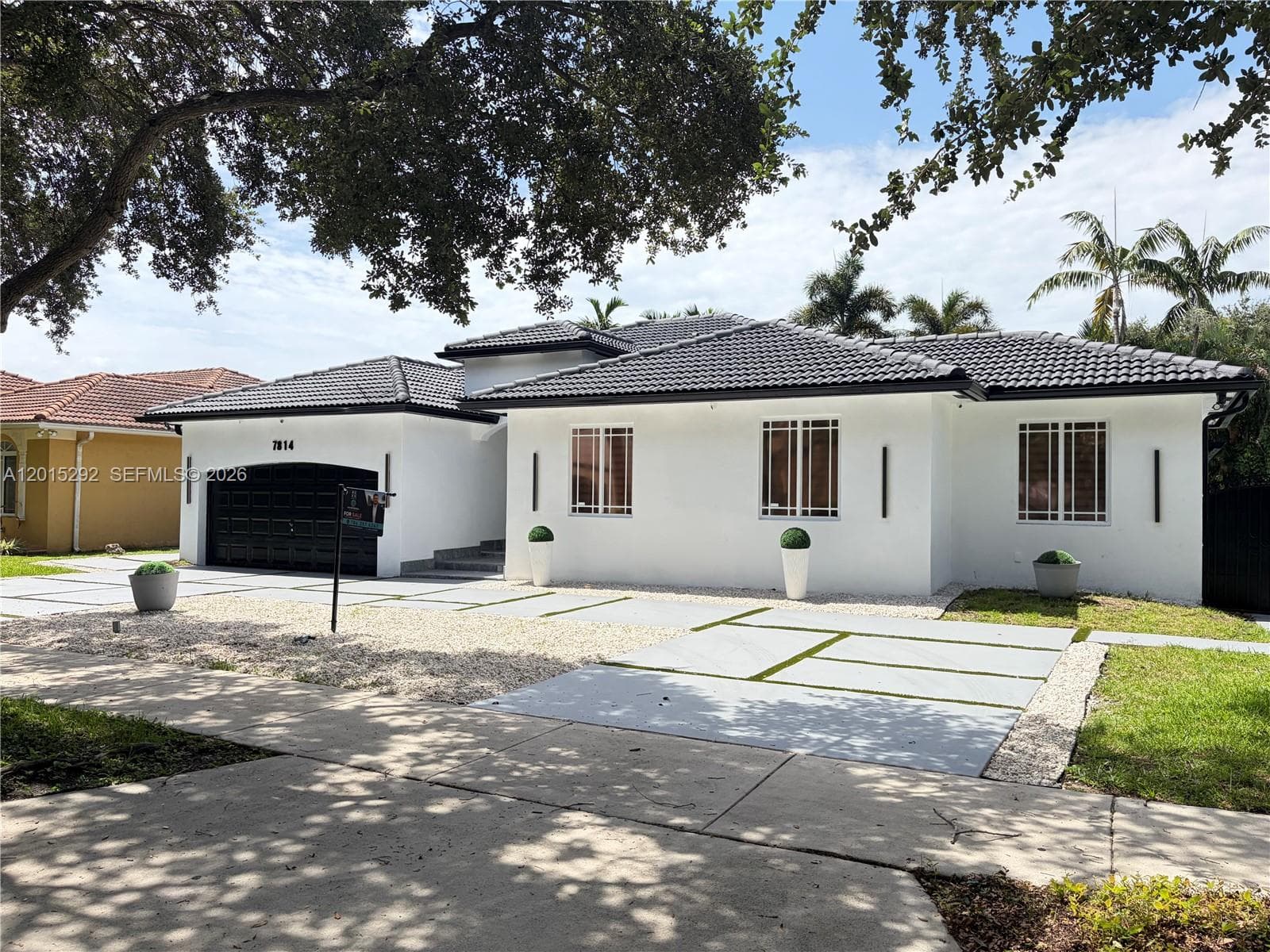 7814 NW 165th St, Miami Lakes, FL 33016 photo 3