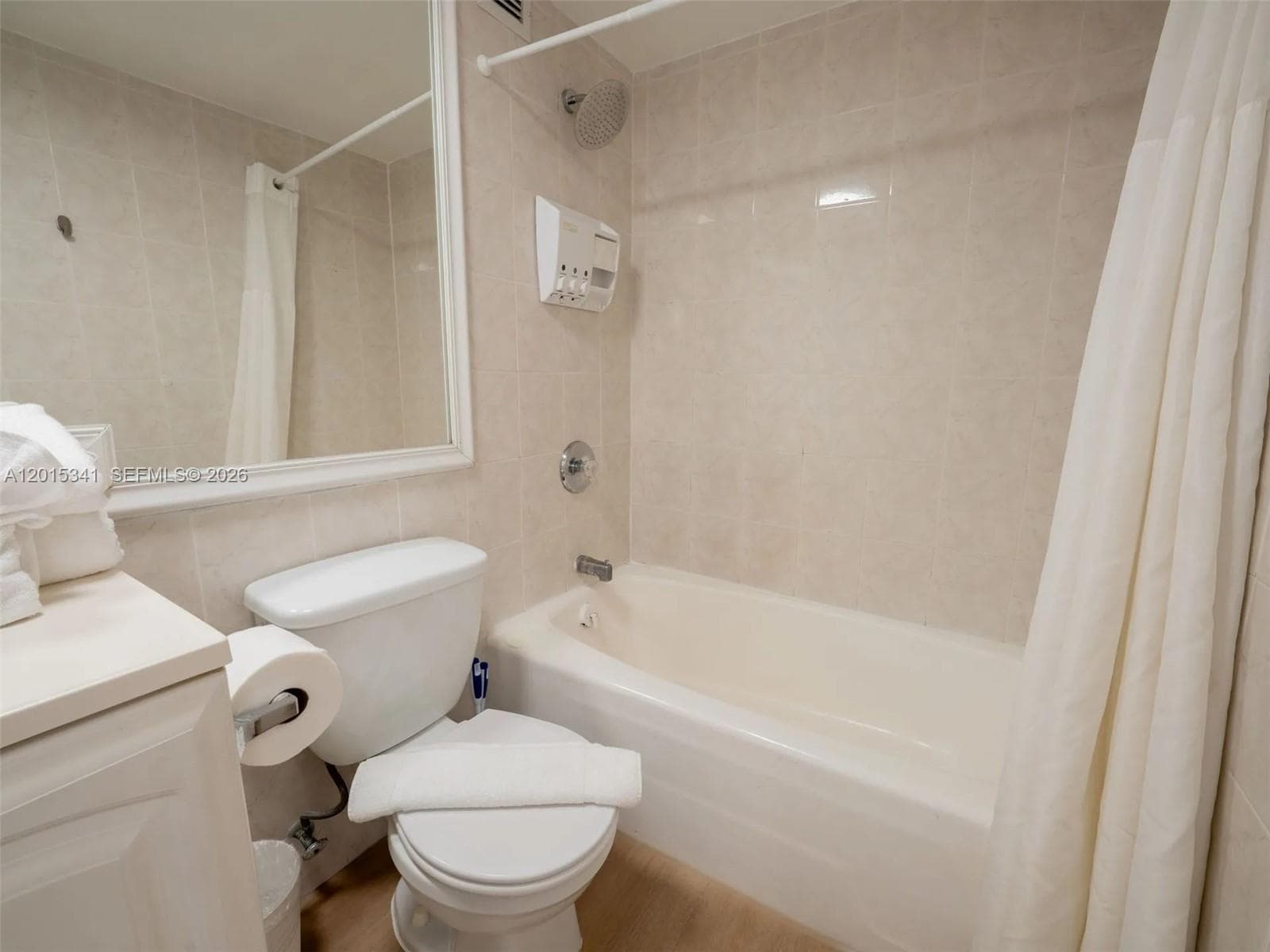 5445 Collins Ave # 1718, Miami Beach, FL 33140 photo 5