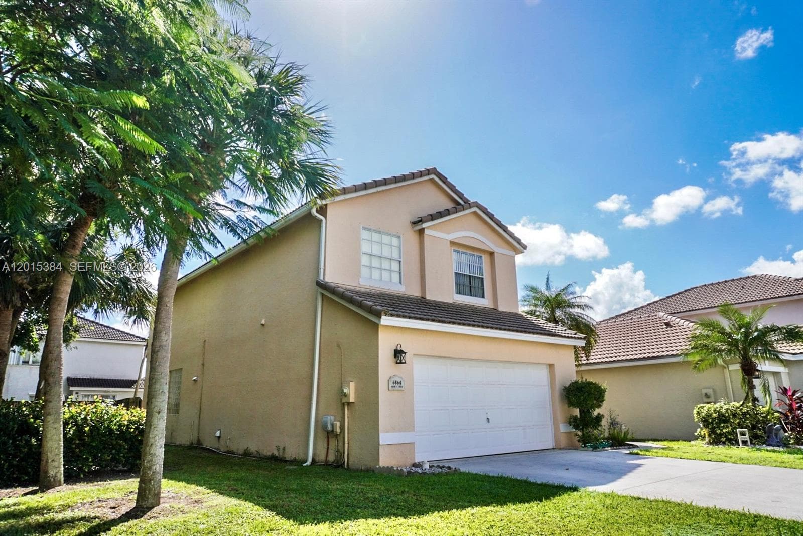 6864 Sugarloaf Key St, Lake Worth, FL 33467 photo 2