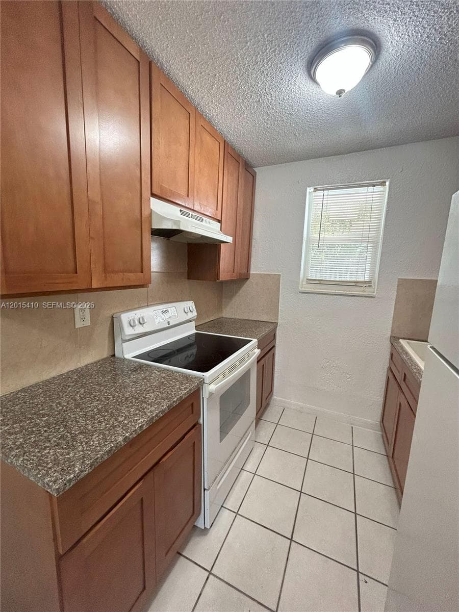 5814 NE 4th Ct # 3, Miami, FL 33137 photo 5