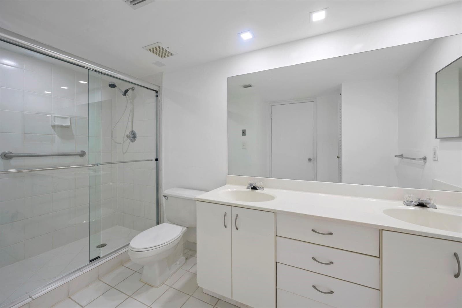 3300 NE 192nd Street # 915, Aventura, FL 33180 photo 5