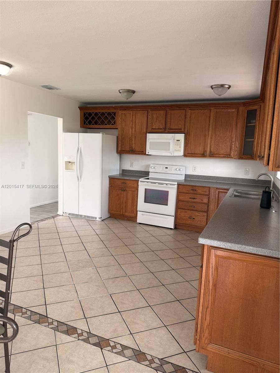731 SW 24th St, Vero Beach, FL 32962 photo 5
