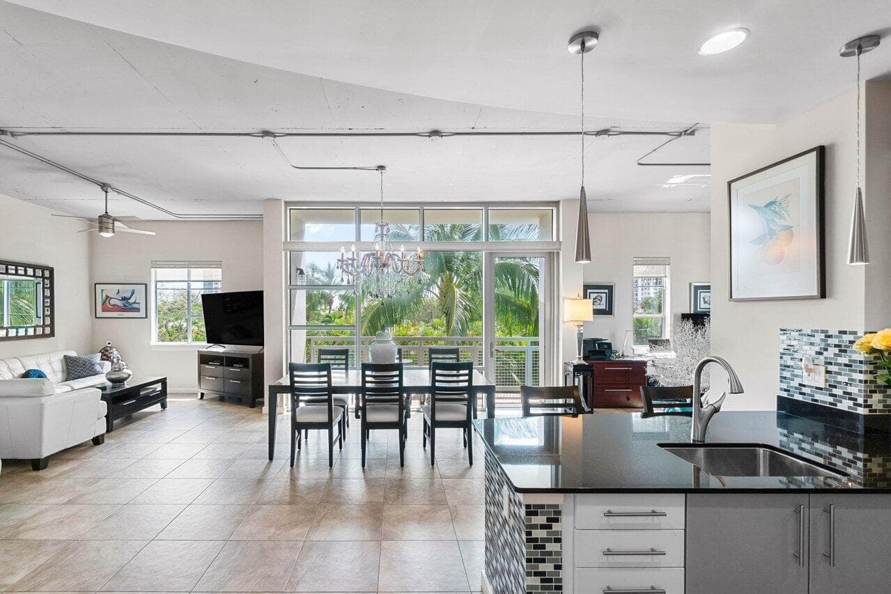 335 SE 6th Avenue # 304, Delray Beach, FL 33483 photo 4