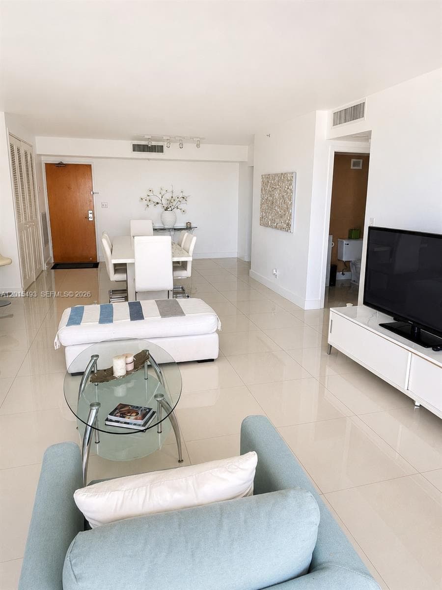 9195 Collins Ave # 1012, Surfside, FL 33154 photo 2
