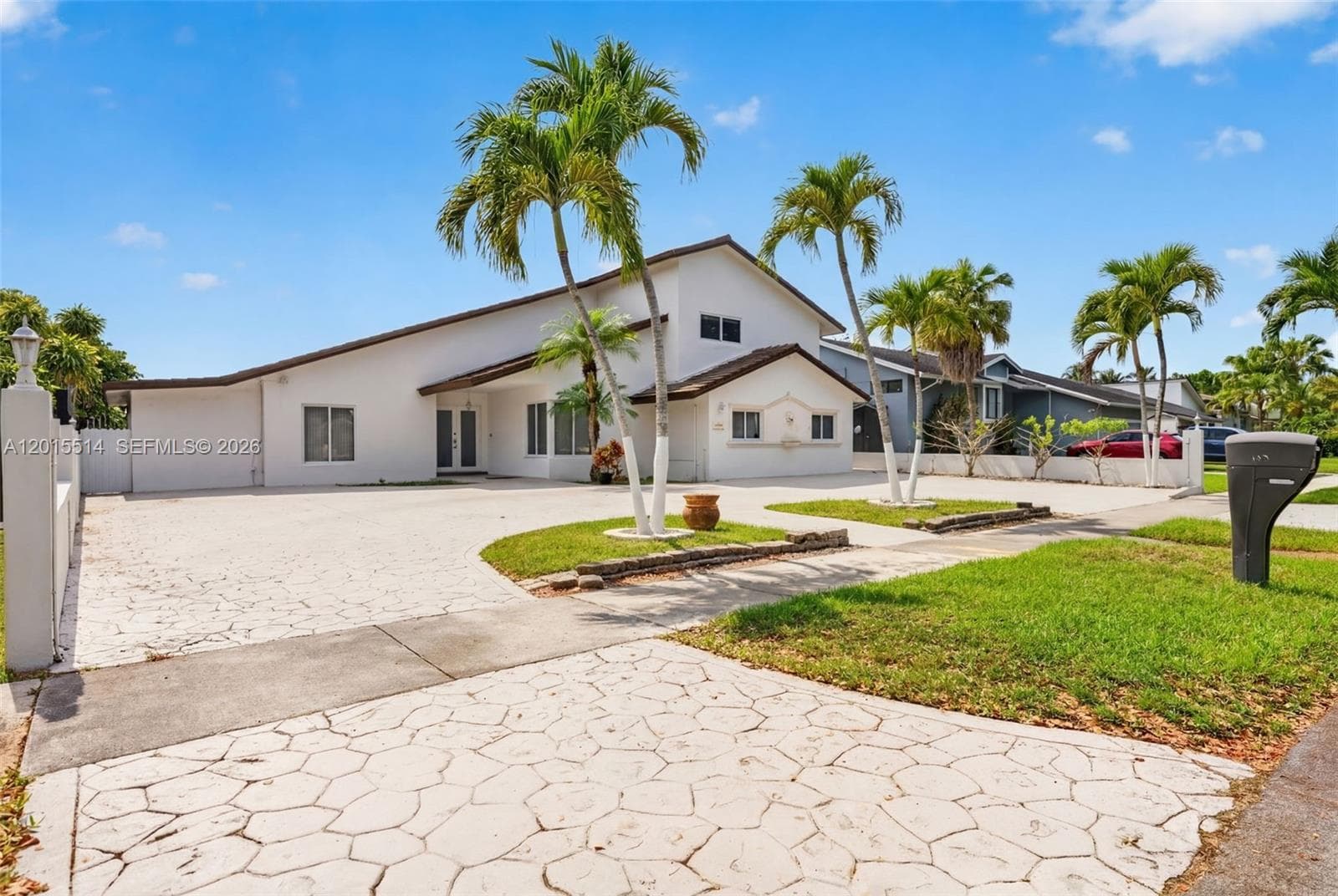 10934 SW 137th Ct, Miami, FL 33186 photo 2