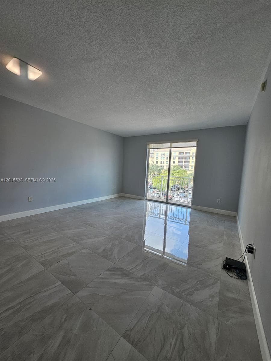 7270 SW 88th St # B202, Miami, FL 33156 photo 2