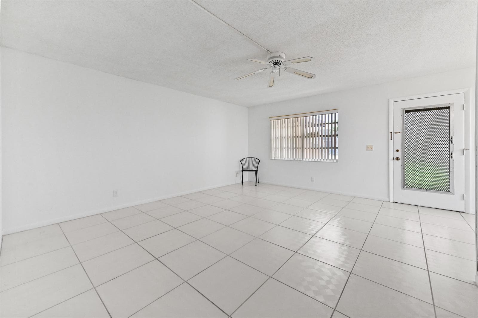 346 Capri # H, Delray Beach, FL 33484 photo 3