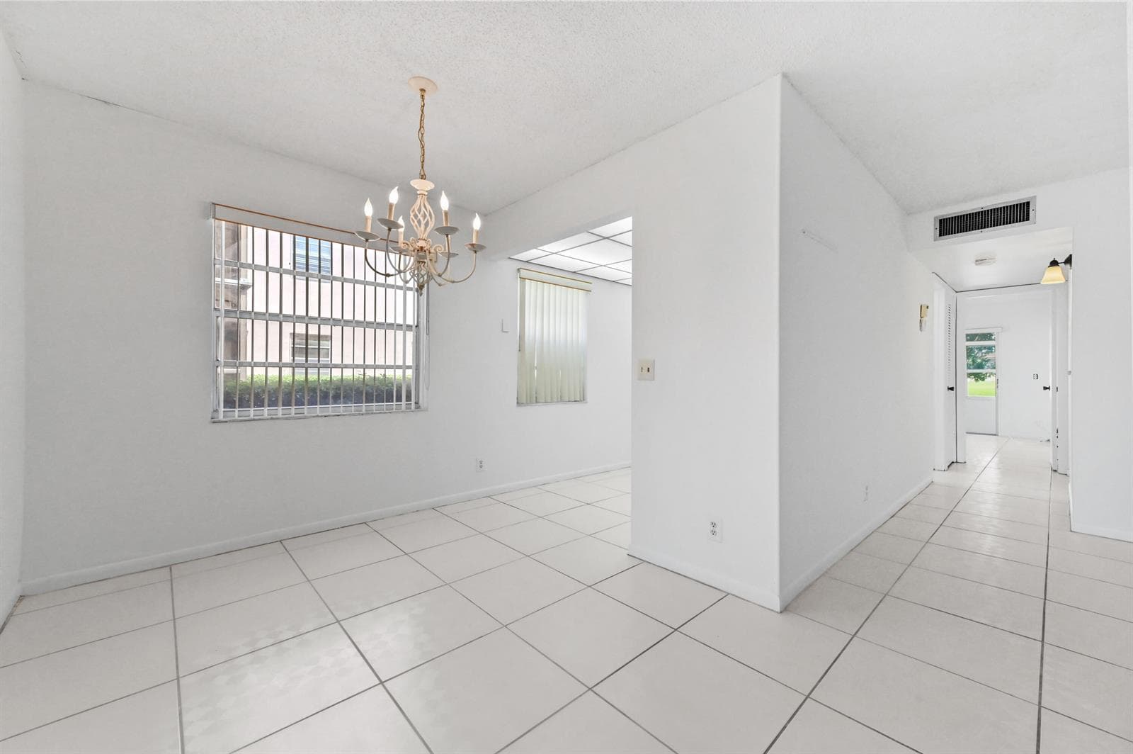 346 Capri # H, Delray Beach, FL 33484 photo 4