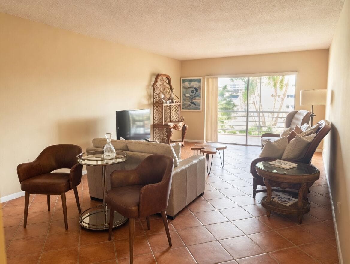 1430 S Lakeside Drive # 22, FL 33460 photo 3