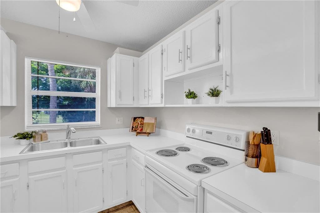 17 Vista Palm Lane # 201, Vero Beach, FL 32962 photo 2