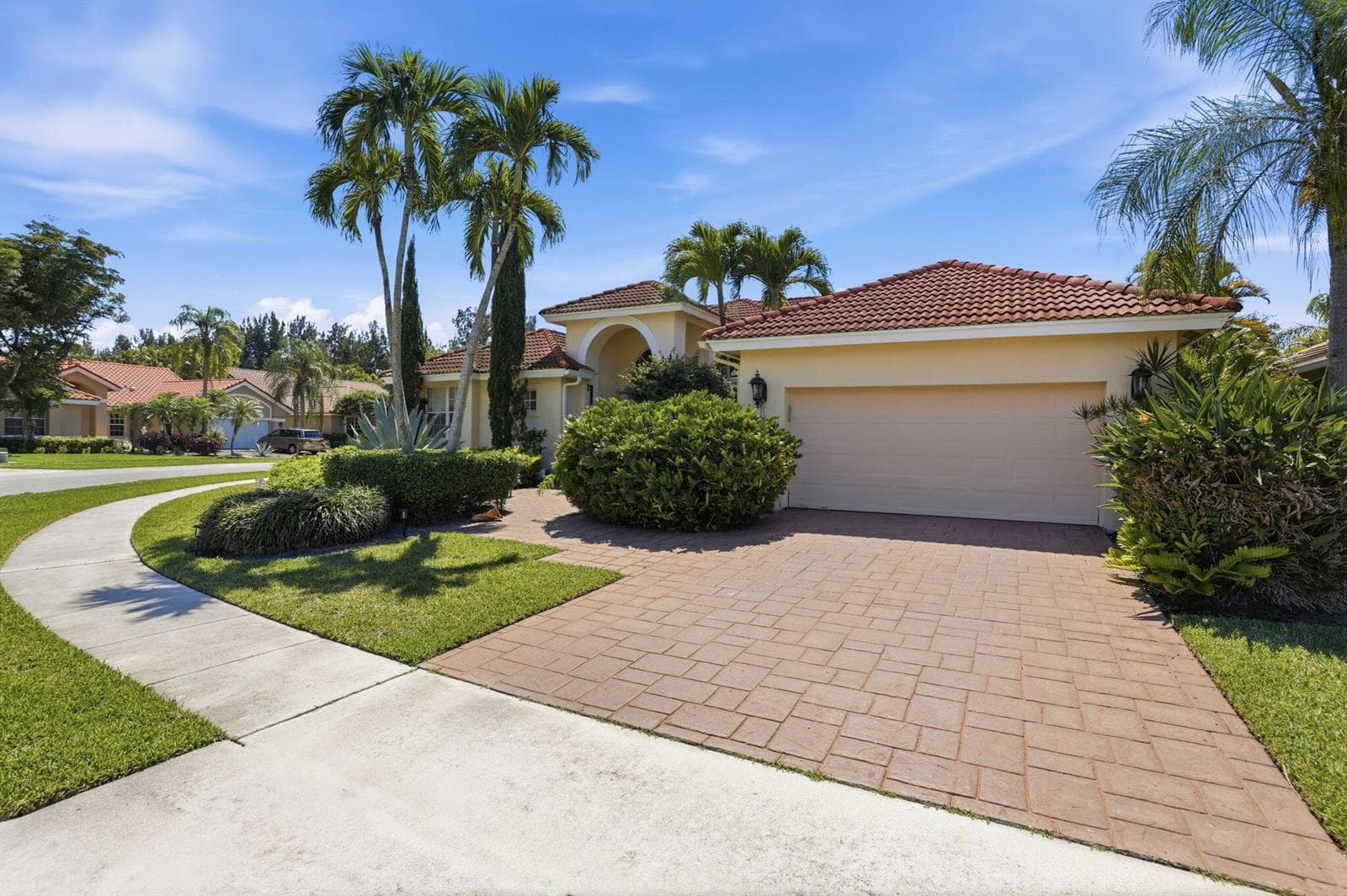 7821 Dorchester Road, Boynton Beach, FL 33472 photo 2