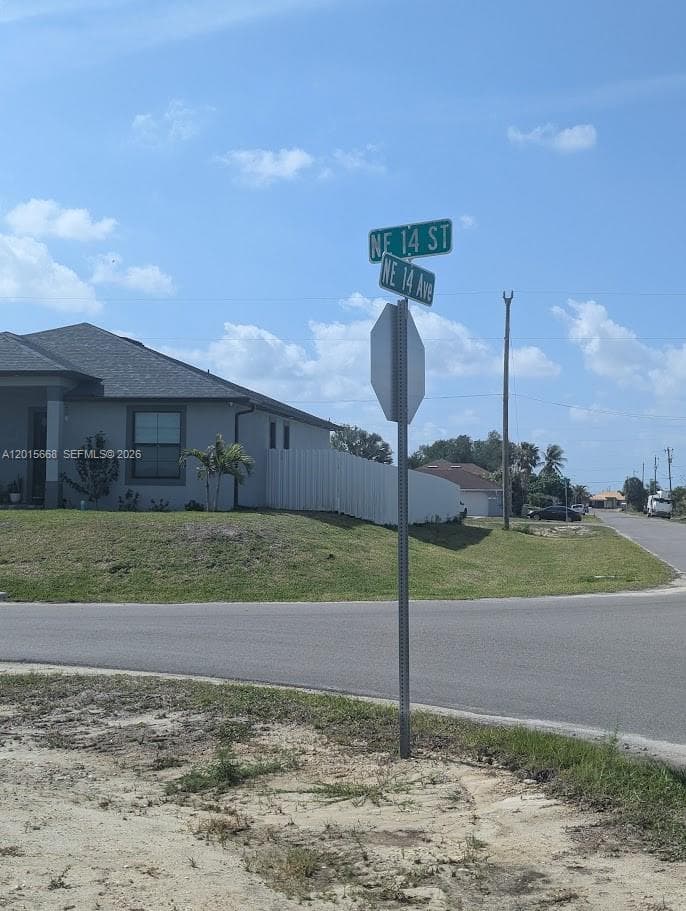 1402 NE 14 ave, Cape Coral, FL 33909 photo 3