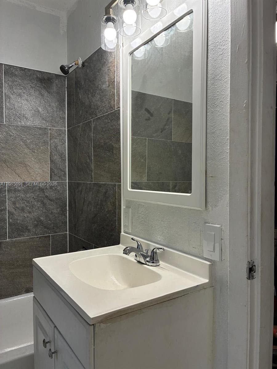 1 ST REGIS DR, Other City - In The State Of Florida, FL 32505 photo 5