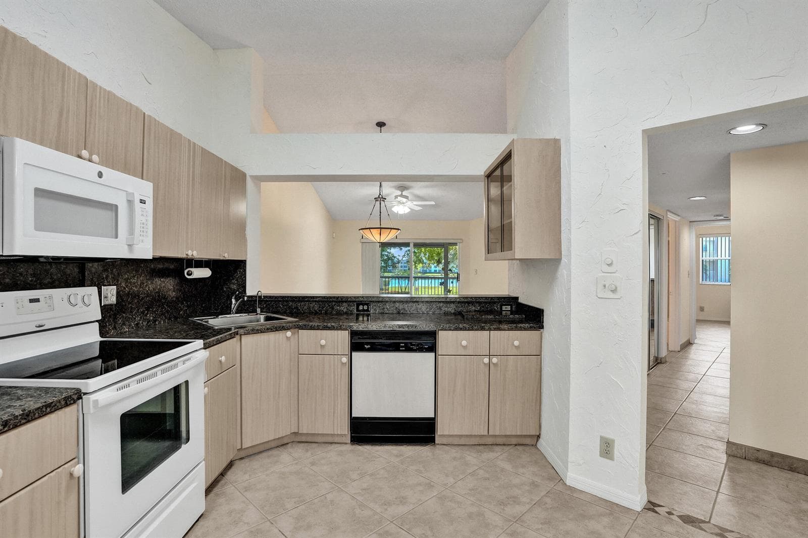 7243 S Devon Drive, Tamarac, FL 33321 photo 4