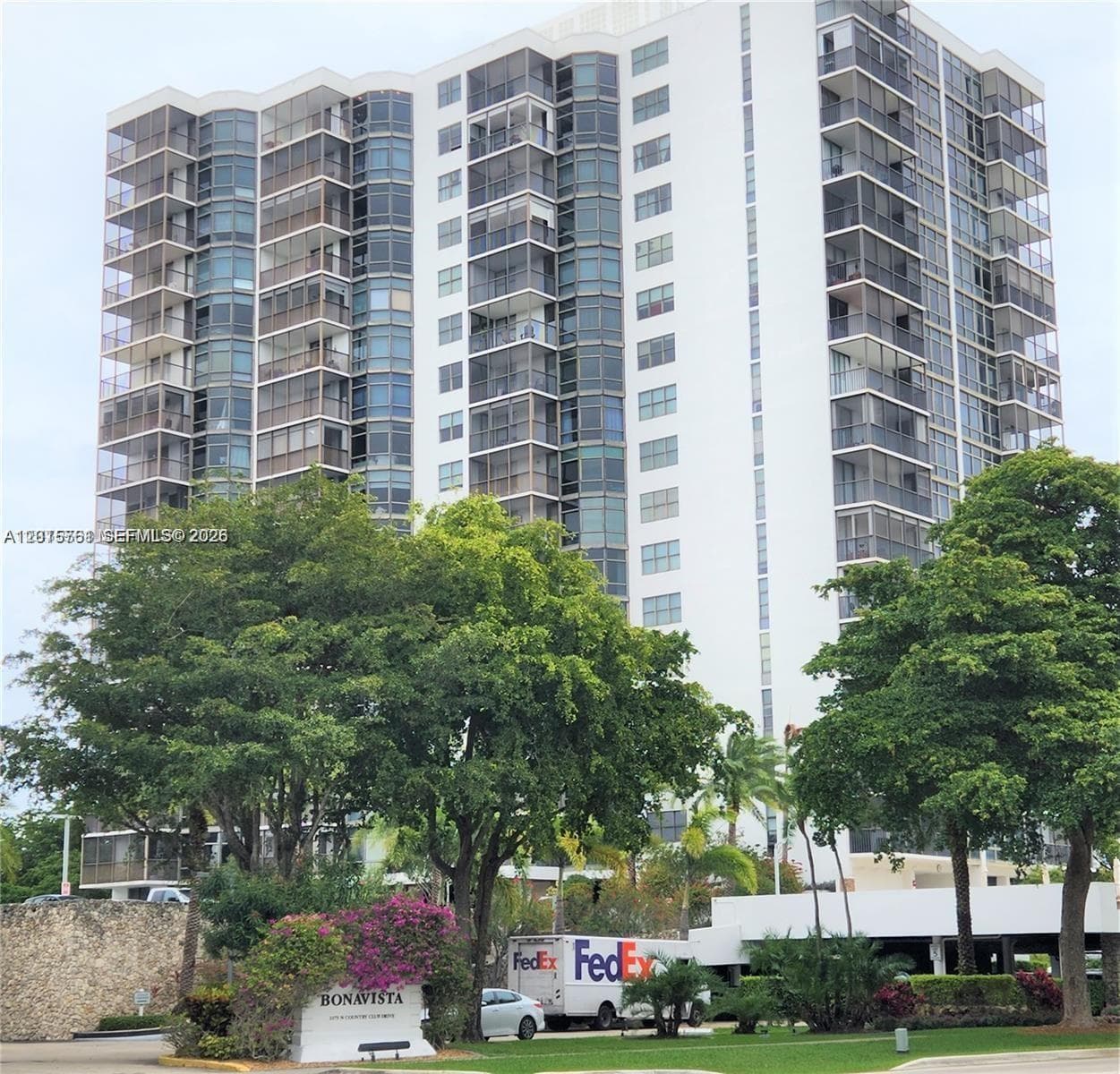 3375 N Country Club Dr # 203, Aventura, FL 33180 photo 2