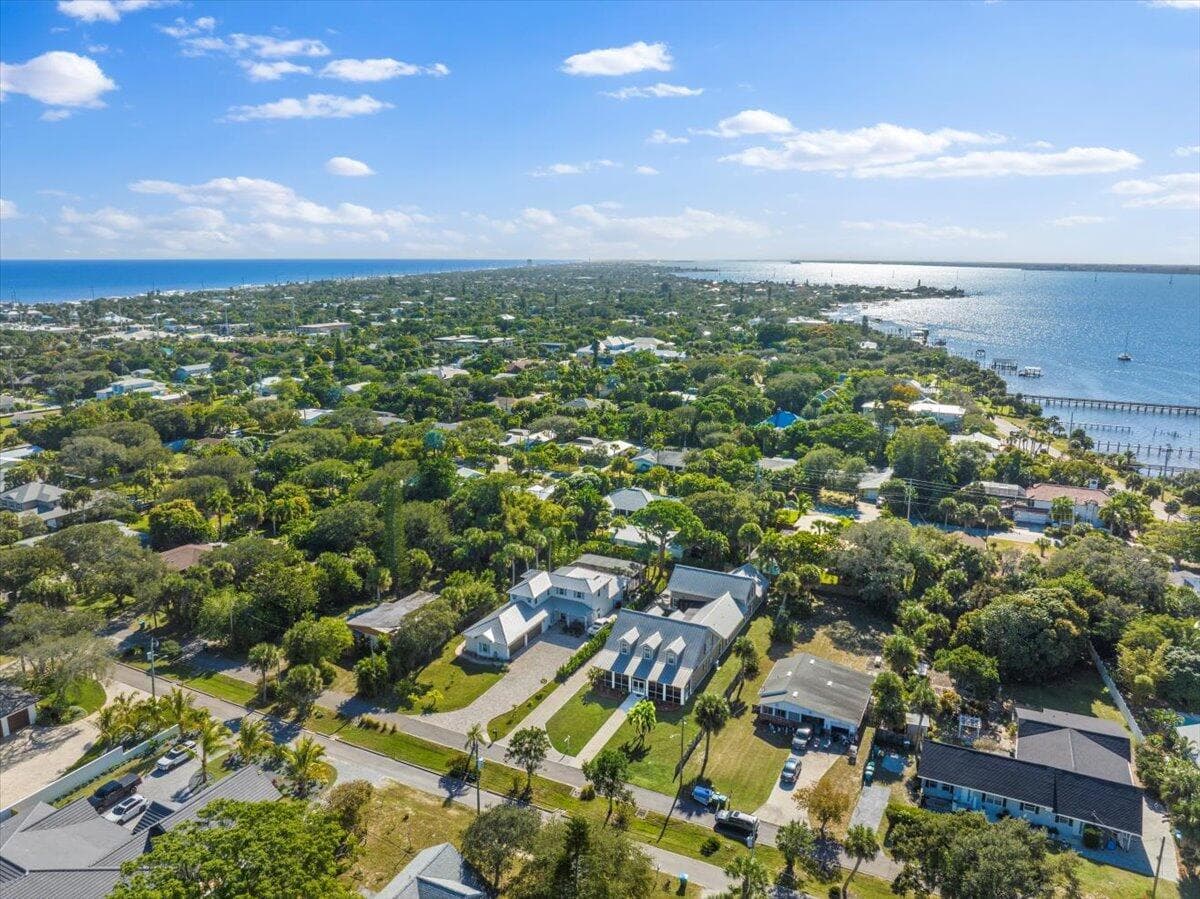 531 Sunset Boulevard, Melbourne Beach, FL 32951 photo 2