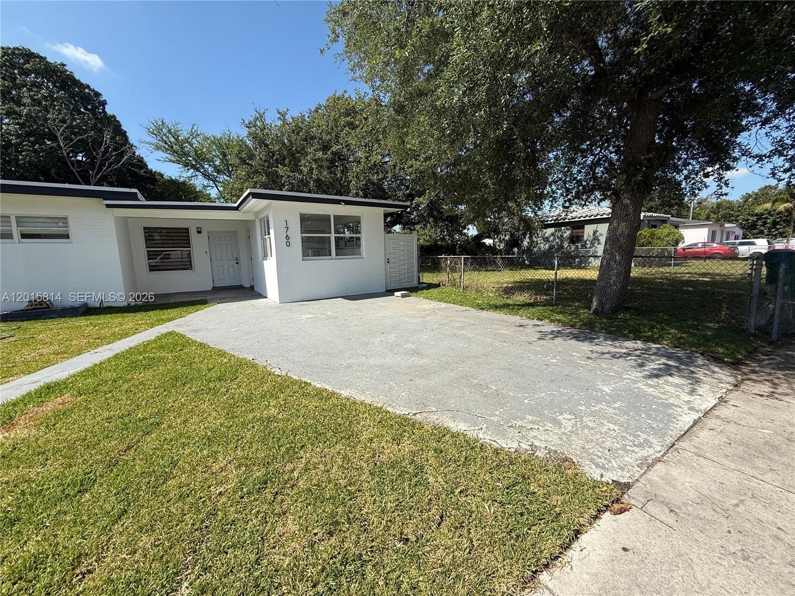 1760 NW 84th St, Miami, FL 33147