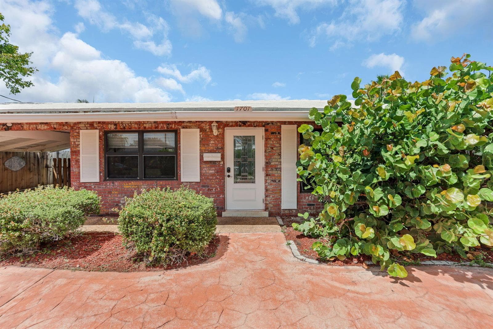 1701 NE 63rd Court, Fort Lauderdale, FL 33334 photo 4
