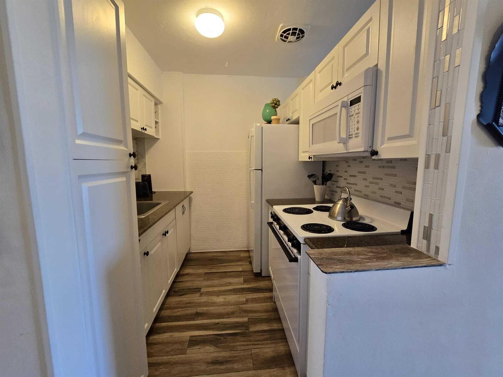 1000 SW 10th Avenue SW # 19p, Hallandale Beach, FL 33009 photo 3