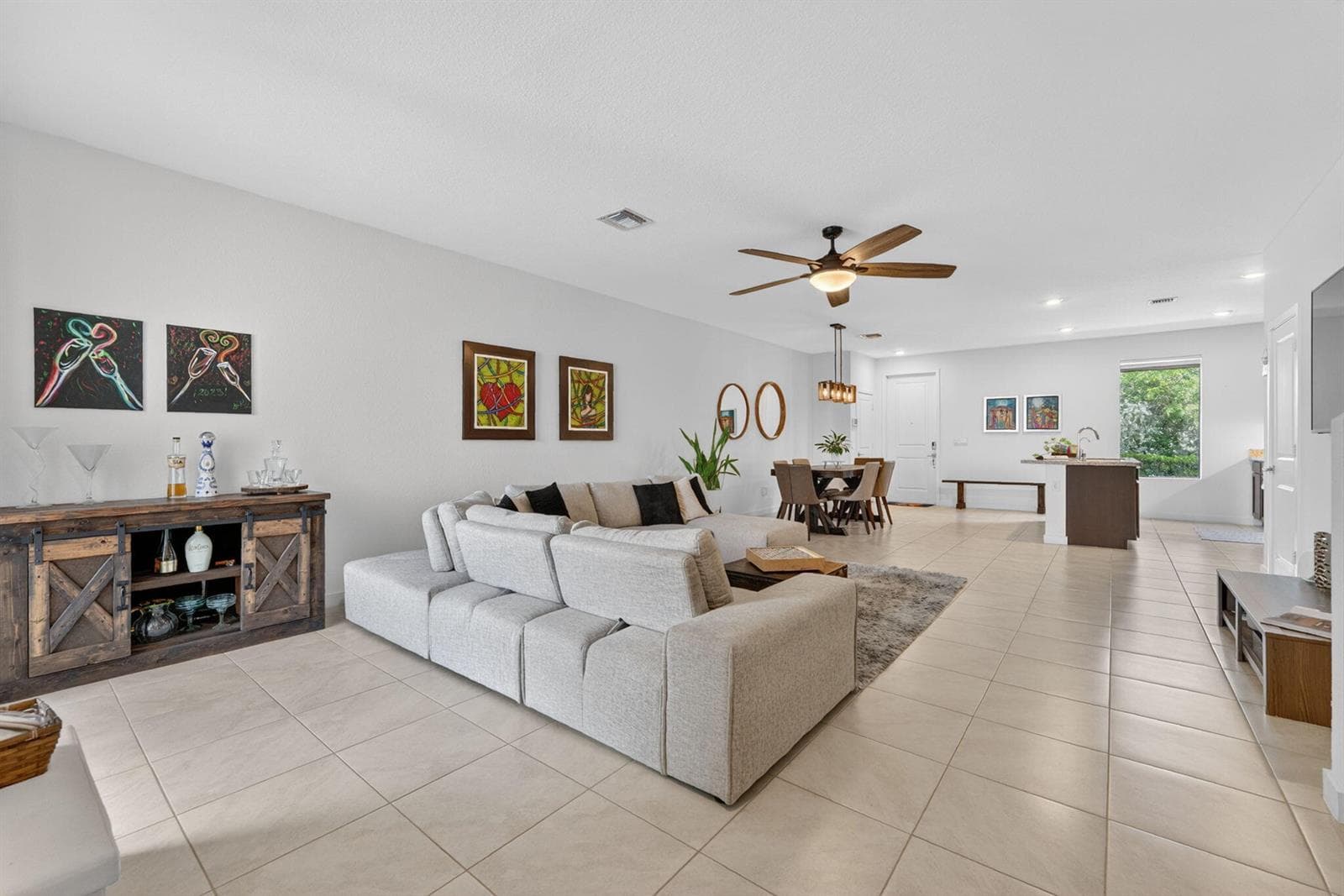 527 NW 17th Street, Fort Lauderdale, FL 33311 photo 3