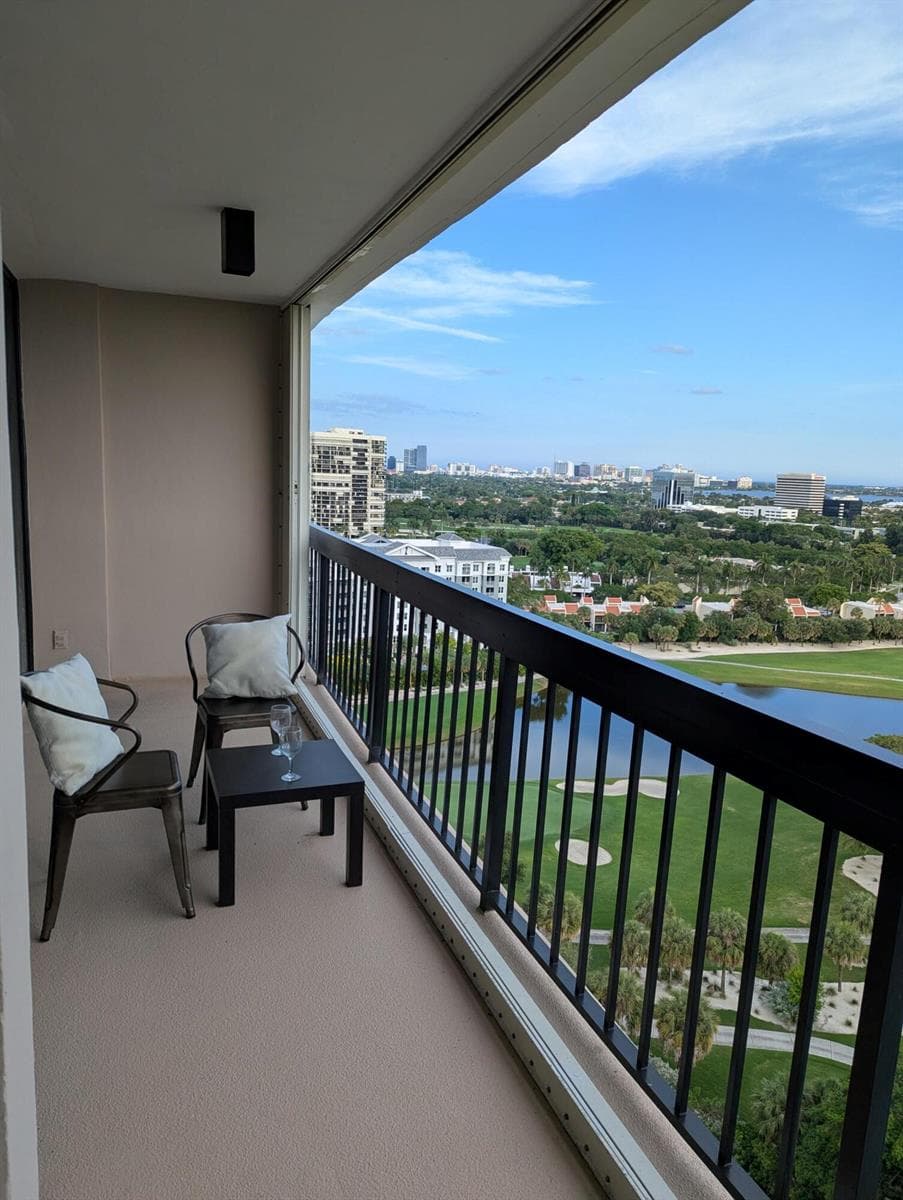2425 Presidential Way # 1905, West Palm Beach, FL 33401 photo 4