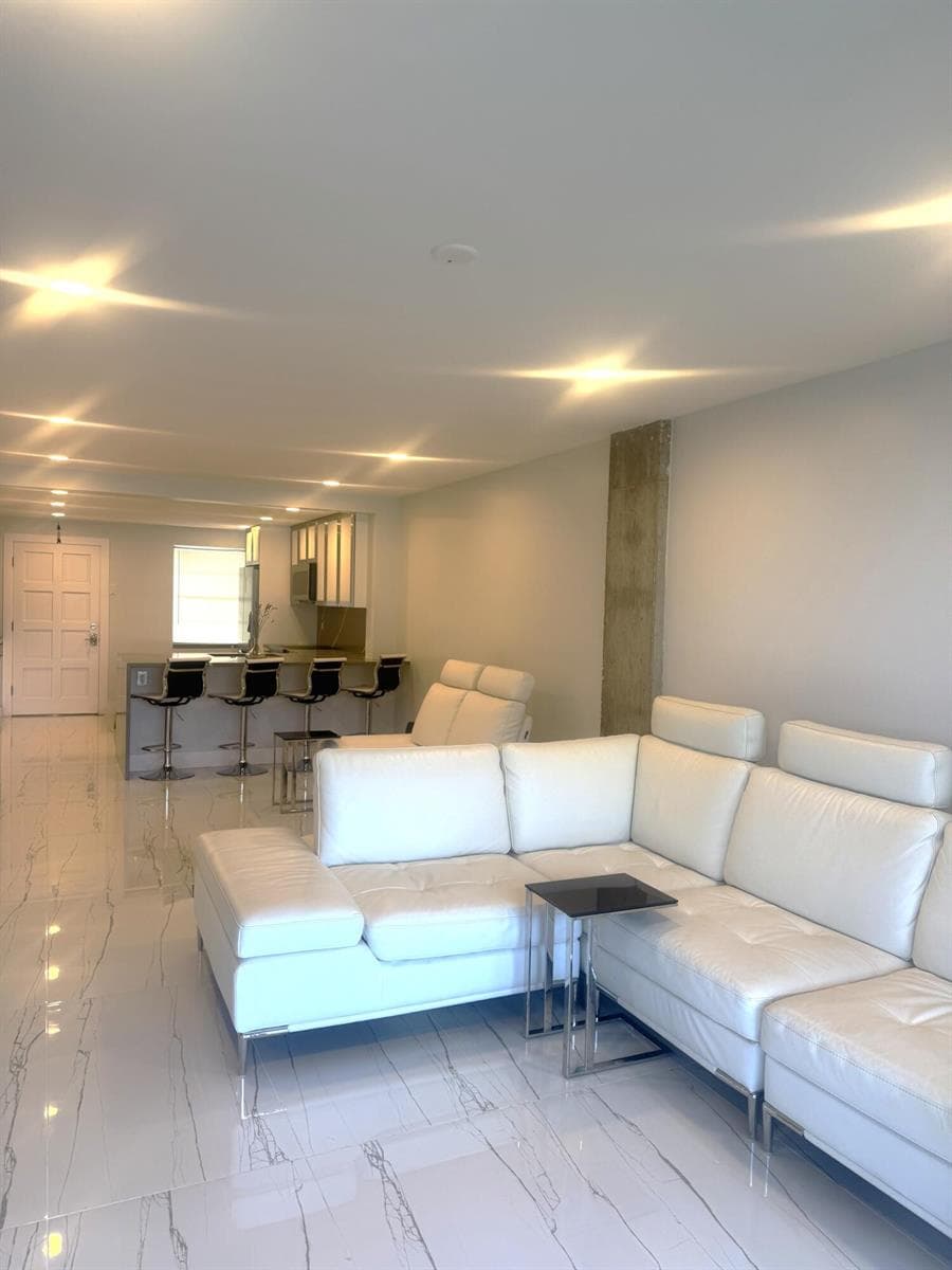 105 Paradise Harbour Boulevard # 108, North Palm Beach, FL 33408 photo 4