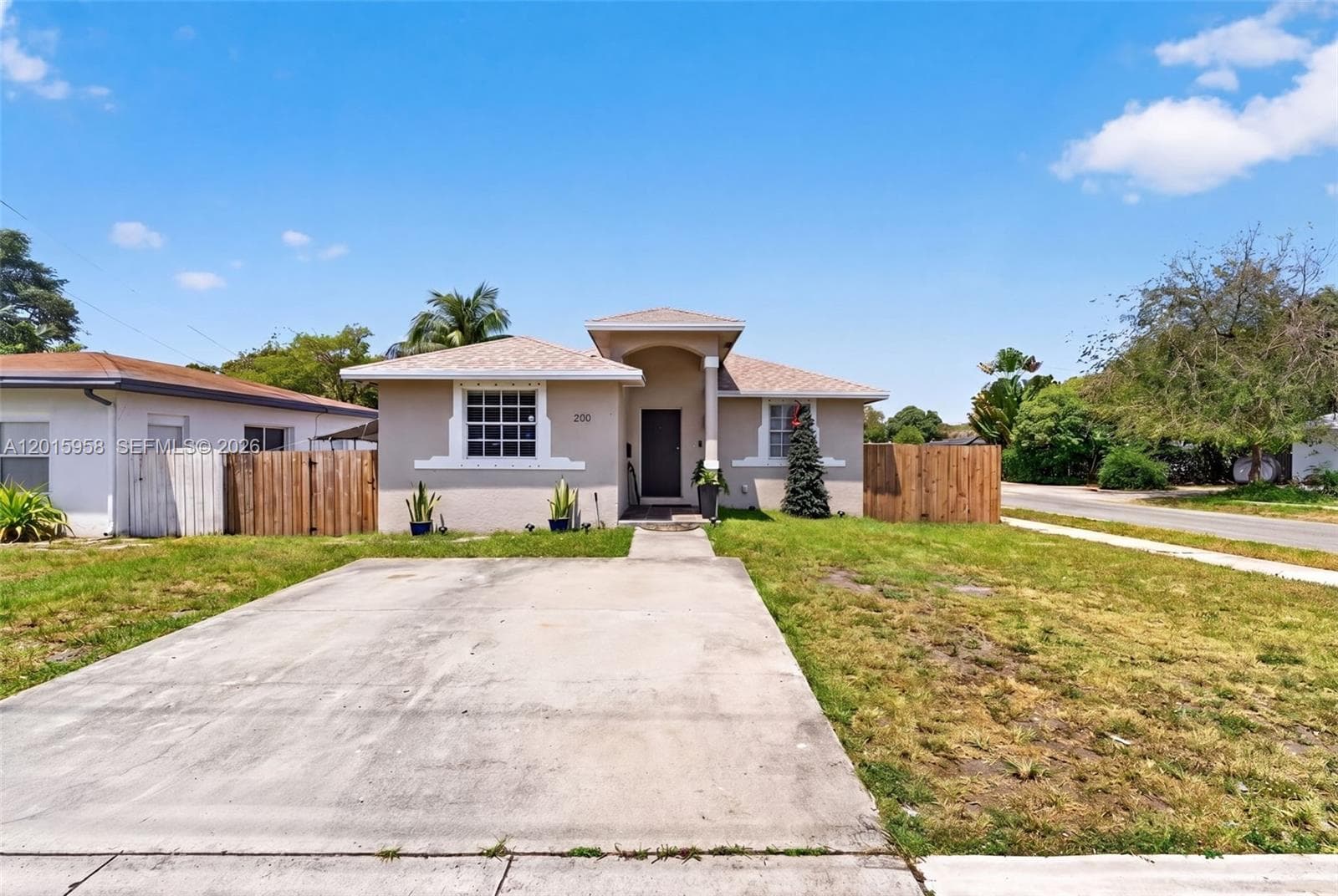 200 SW 2nd Ave, Hallandale Beach, FL 33009 photo 2
