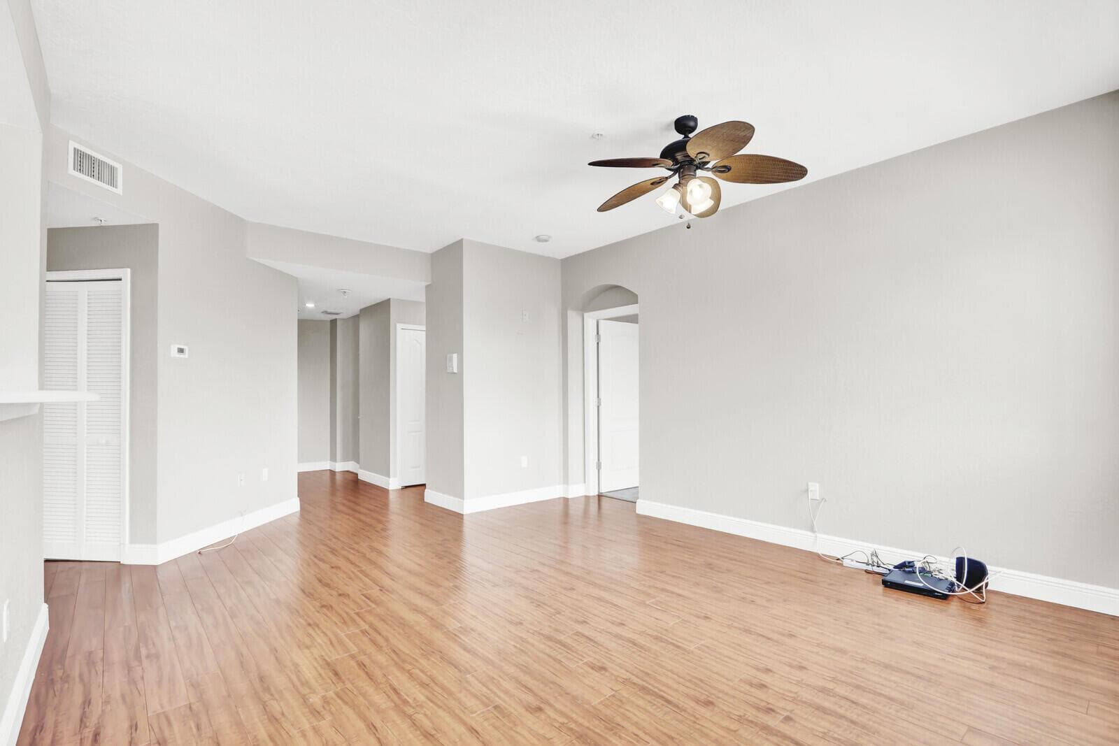 11037 Legacy Boulevard # 302, Palm Beach Gardens, FL 33410 photo 3