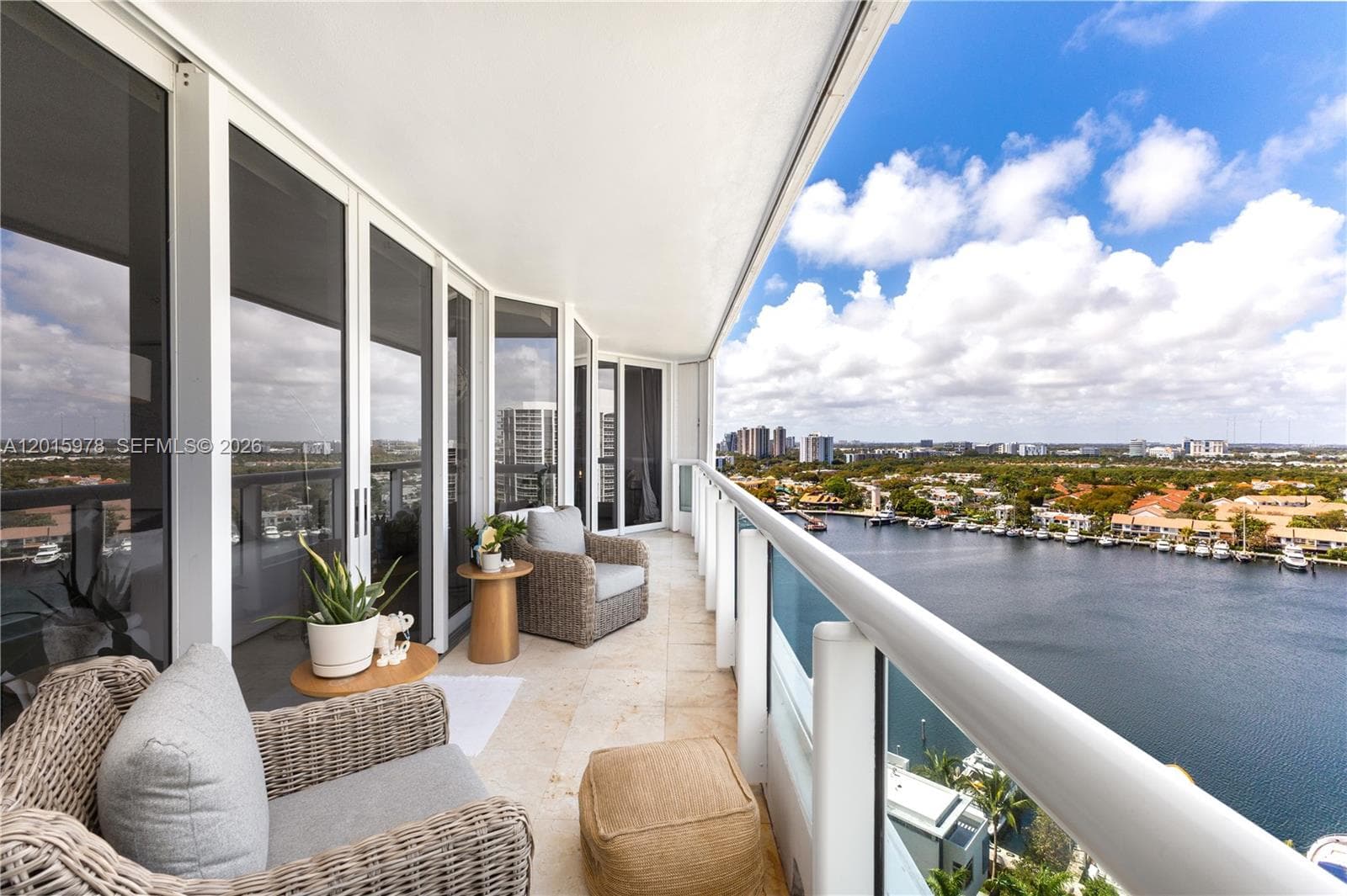 21055 Yacht Club Dr # 1707, Aventura, FL 33180