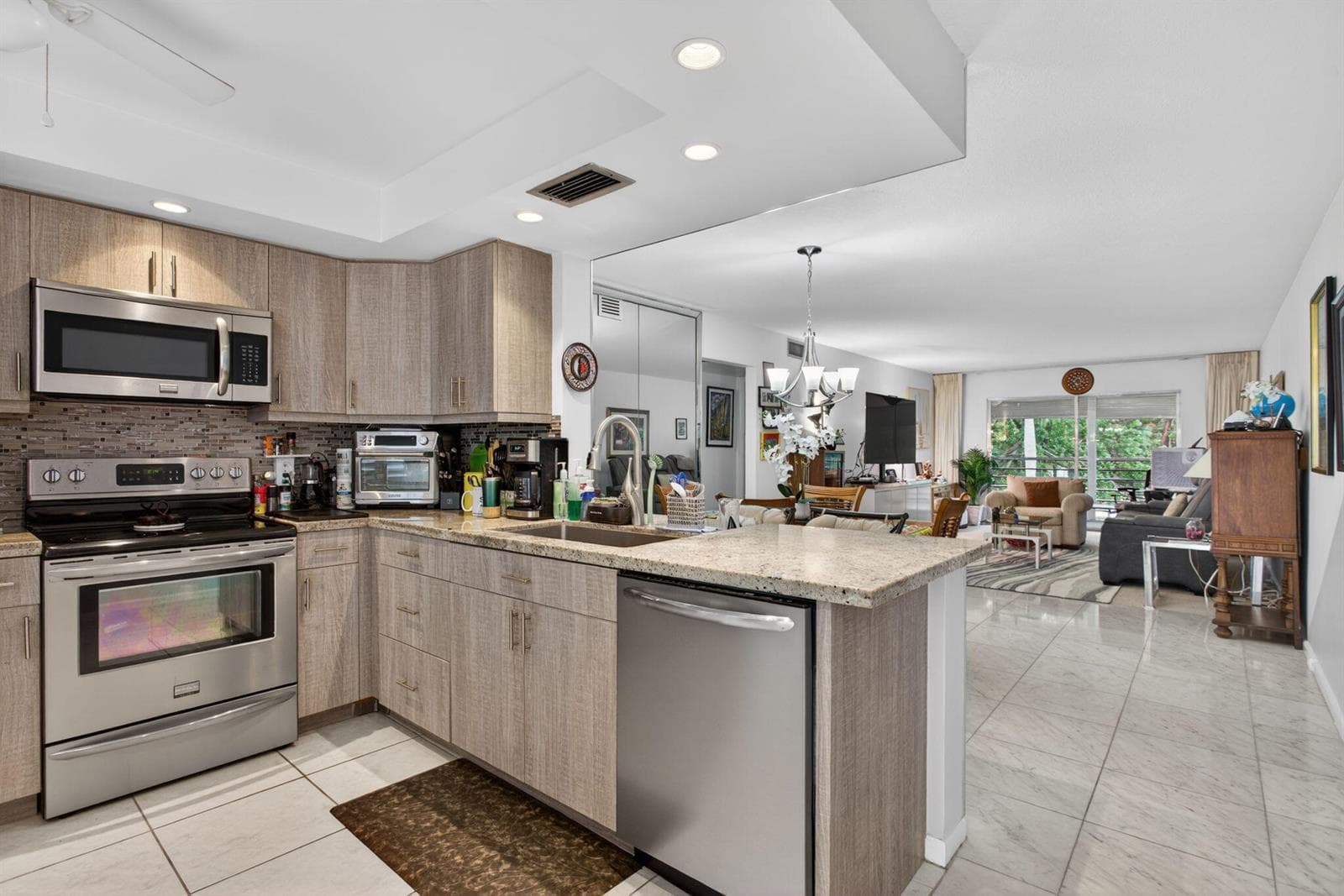 3002 Portofino Isle # E3, Coconut Creek, FL 33066 photo 3