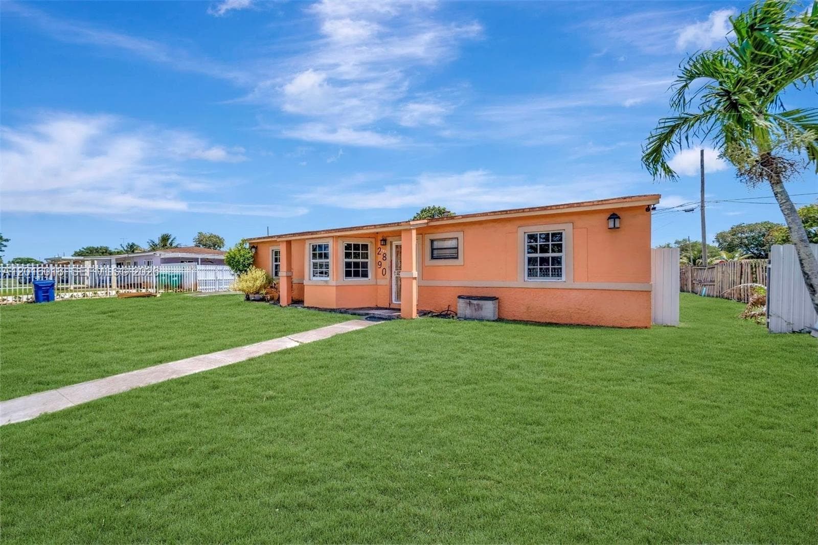 2890 NW 160th St, Miami Gardens, FL 33054 photo 3
