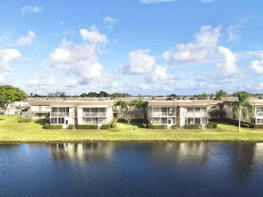 259 Saxony F # 259, Delray Beach, FL 33446 photo 2