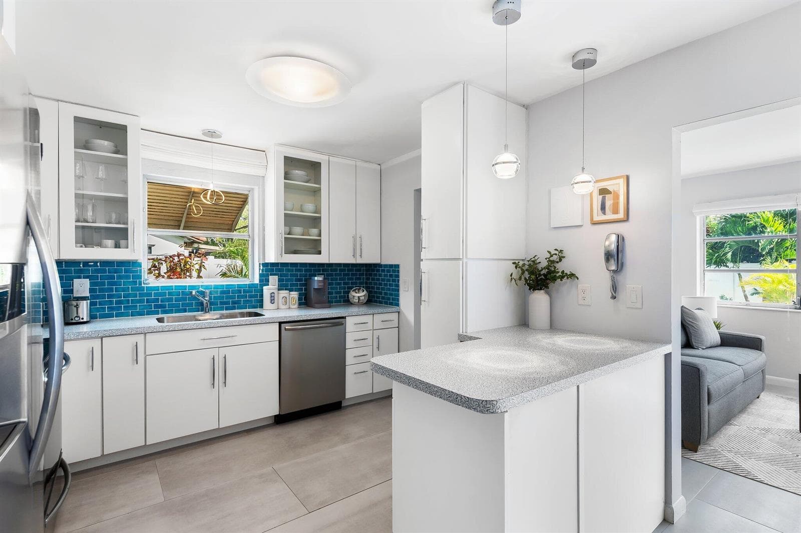 2640 NW 9th Lane, Wilton Manors, FL 33311 photo 4