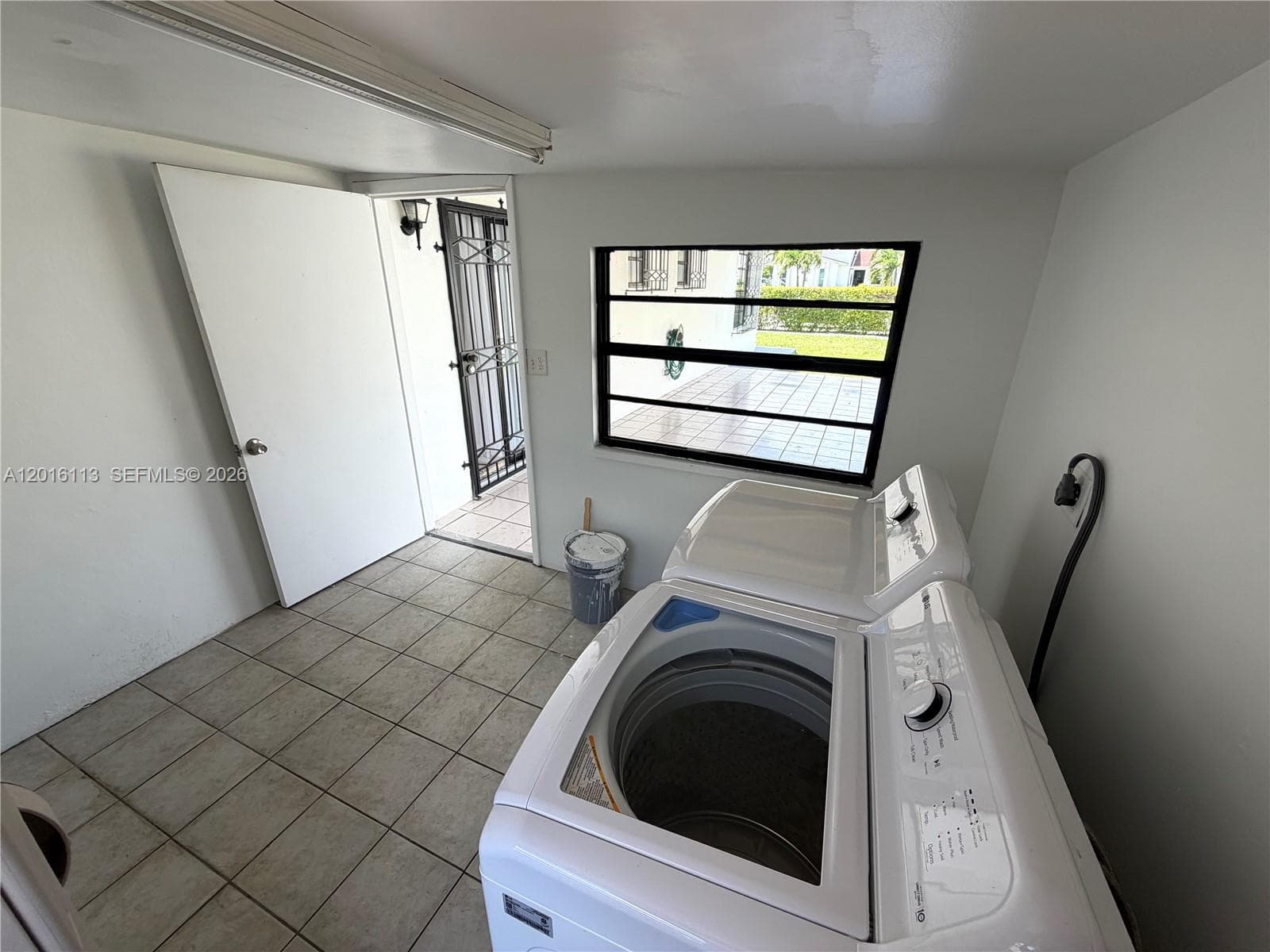7993 SW 9th Ter, Miami, FL 33144 photo 5