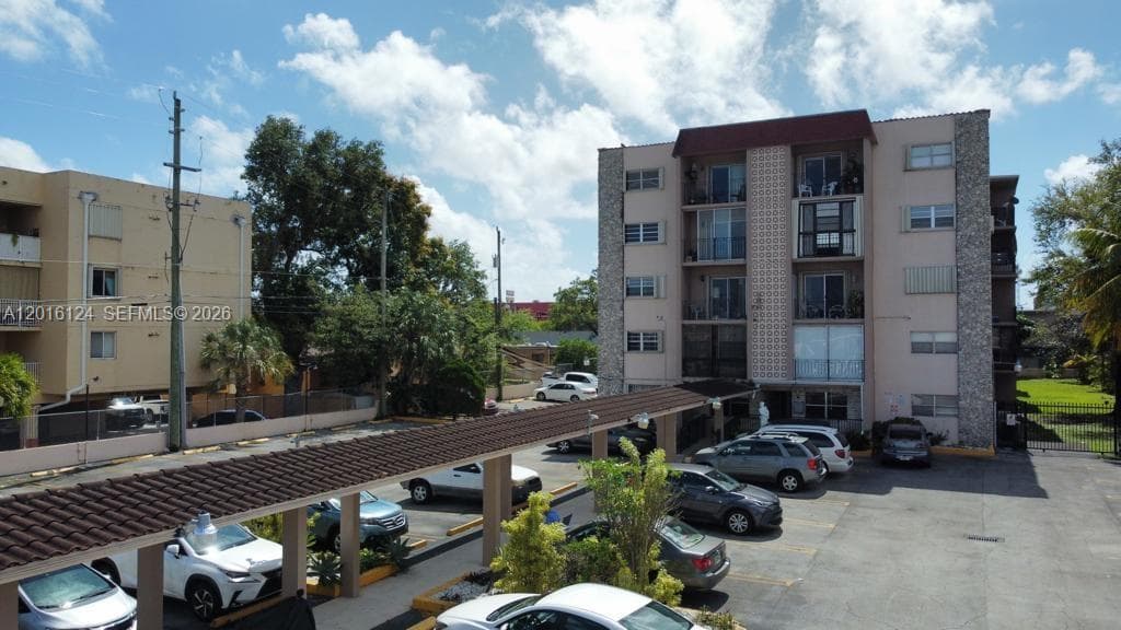 3640 NW 9th St # 201, Miami, FL 33125 photo 3