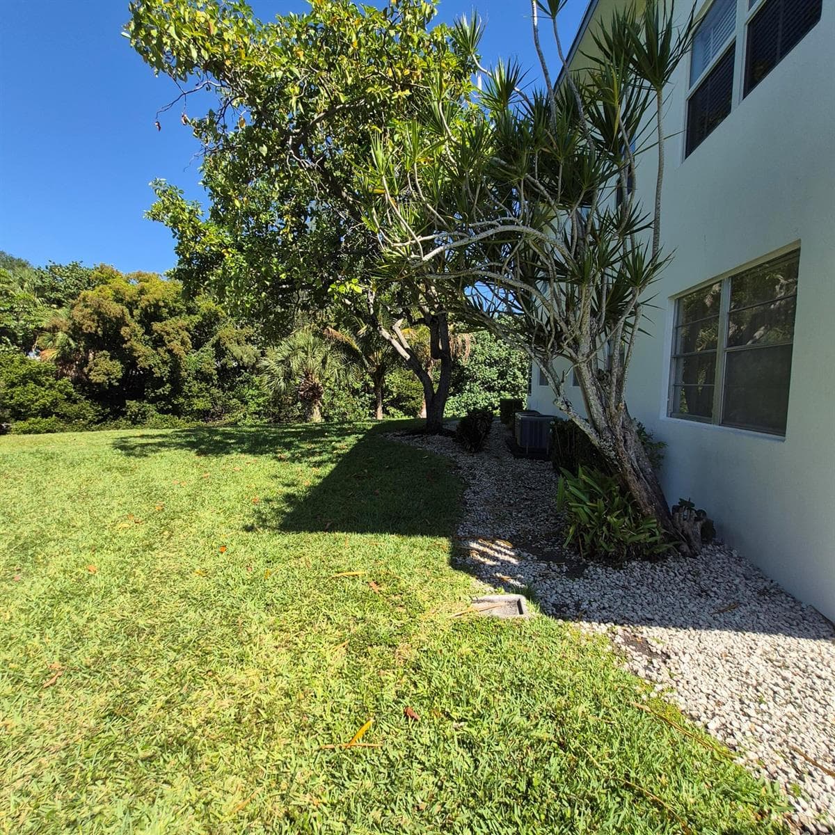101 Northampton F, West Palm Beach, FL 33417 photo 3