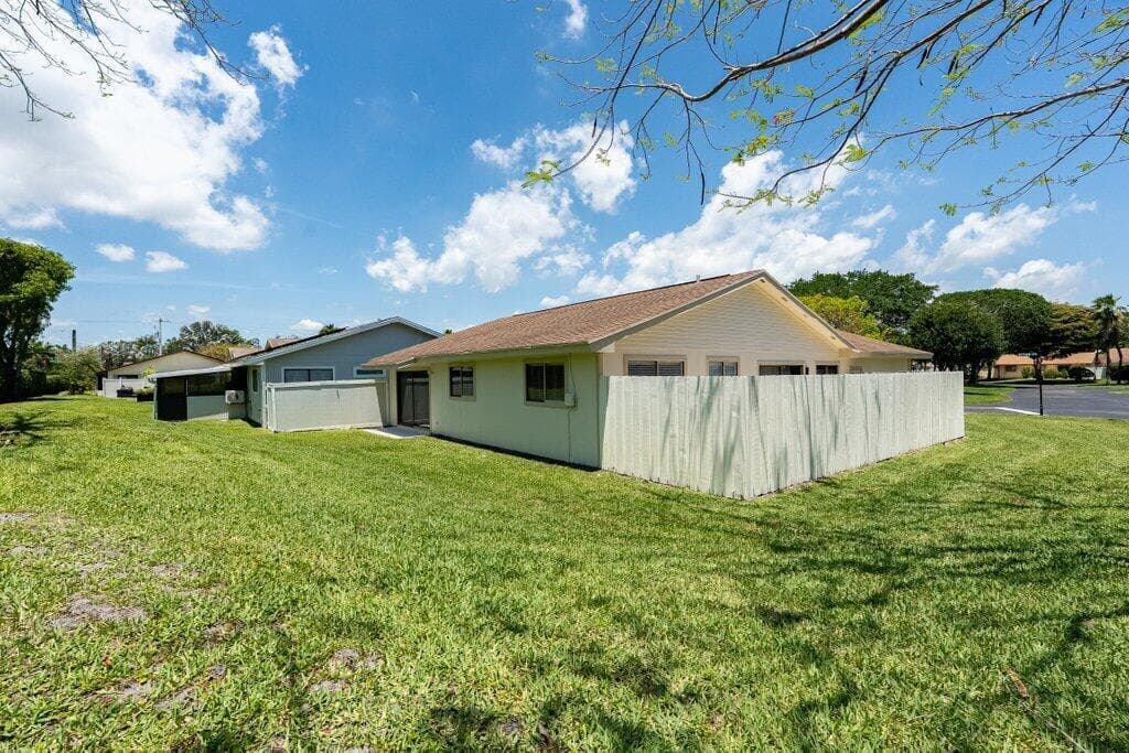 1 Afton Place, Boynton Beach, FL 33426 photo 4
