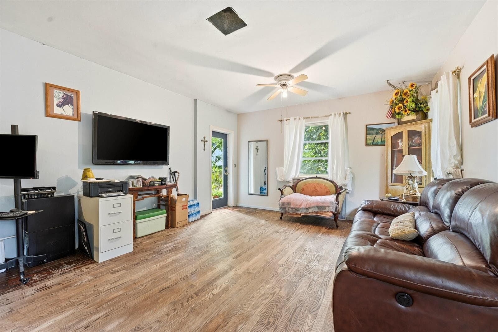 515 Biscayne Drive, West Palm Beach, FL 33401 photo 3