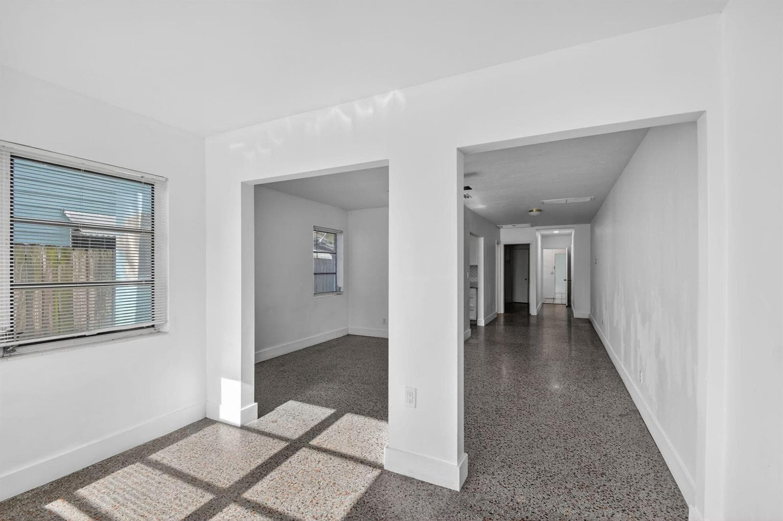301 S L Street, FL 33460 photo 3