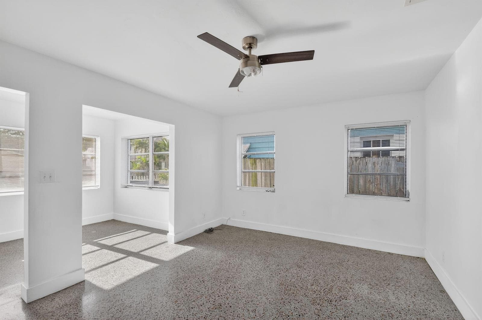 301 S L Street, FL 33460 photo 5