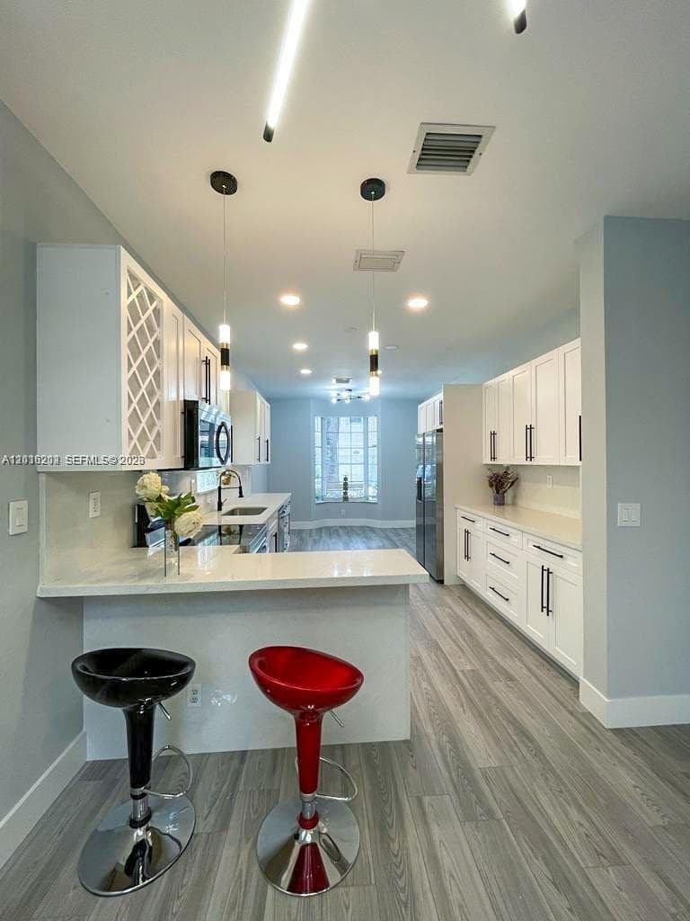 1261 Hayes St, Hollywood, FL 33019 photo 3