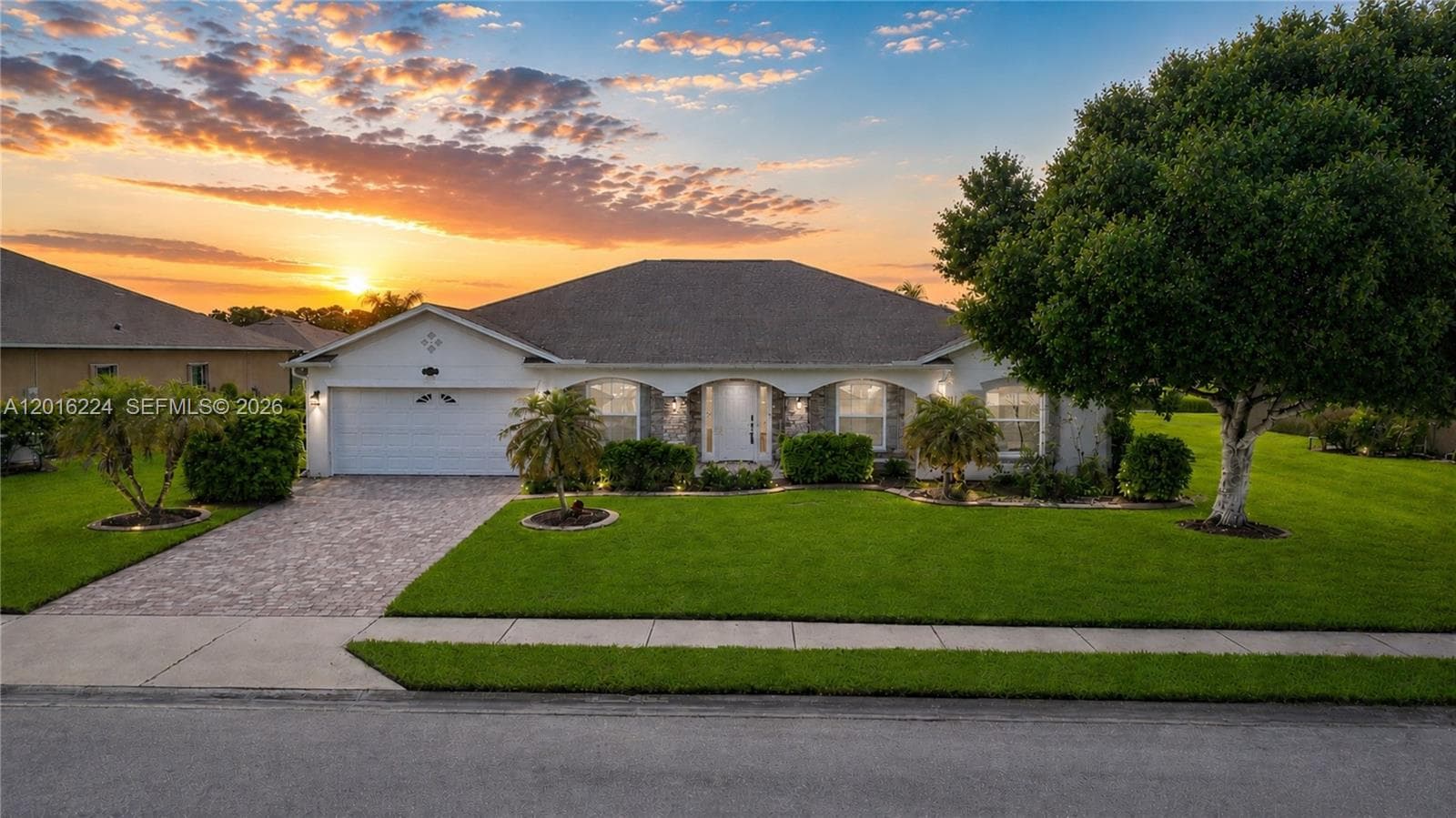 4738 Ashley Lake Cir, Vero Beach, FL 32967 photo 2